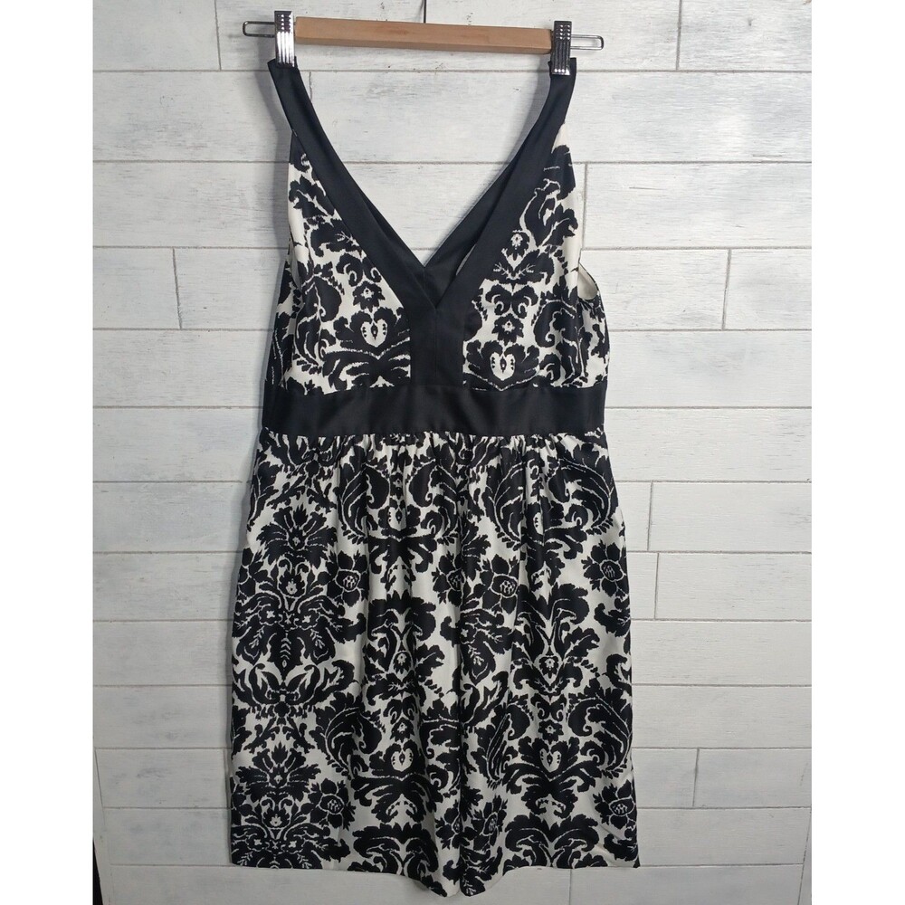 Ann Taylor Loft Black and White Empire Waist Dress Dasmask Design Size 6